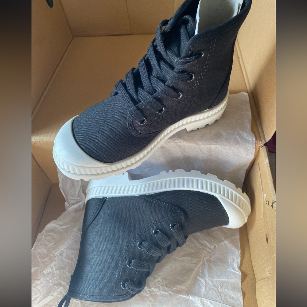 Toddler Girls high top sneakers